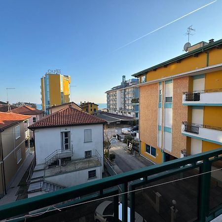 App4Rent - Villa Mimosa - Family Apartment Lido di Jesolo Exterior photo
