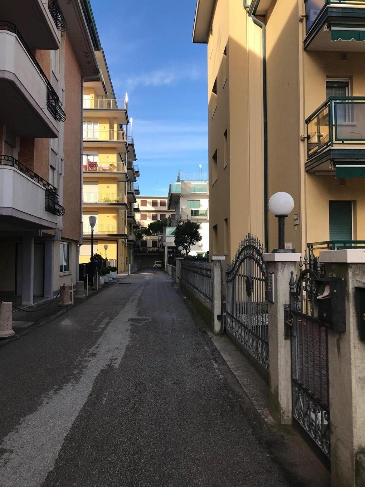 App4Rent - Villa Mimosa - Family Apartment Lido di Jesolo Exterior photo
