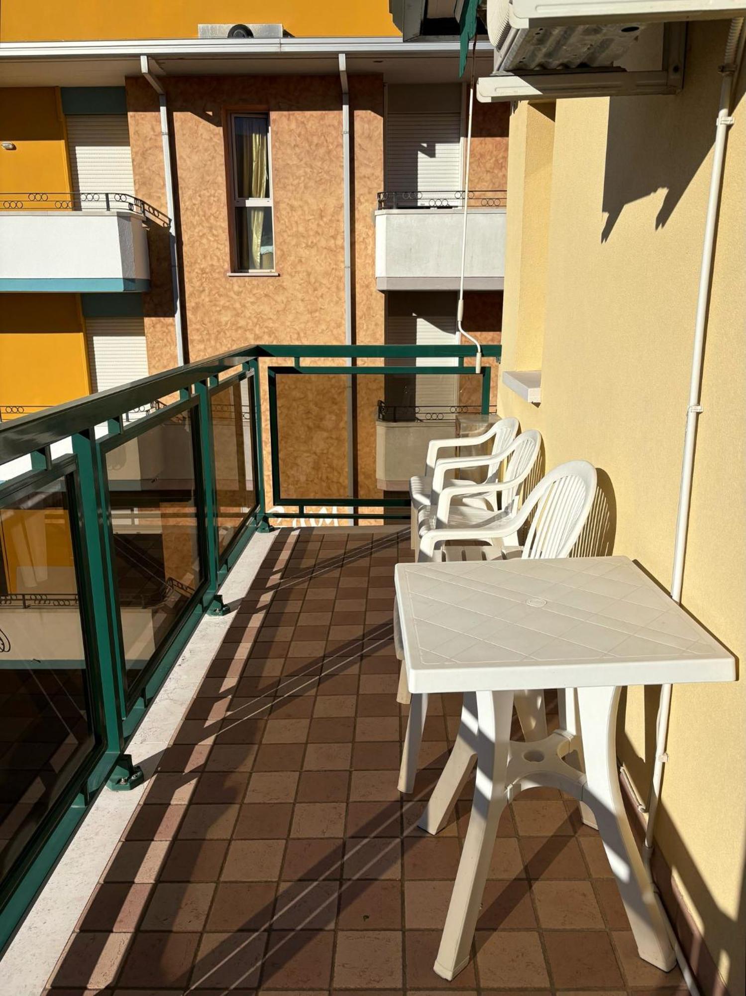 App4Rent - Villa Mimosa - Family Apartment Lido di Jesolo Exterior photo